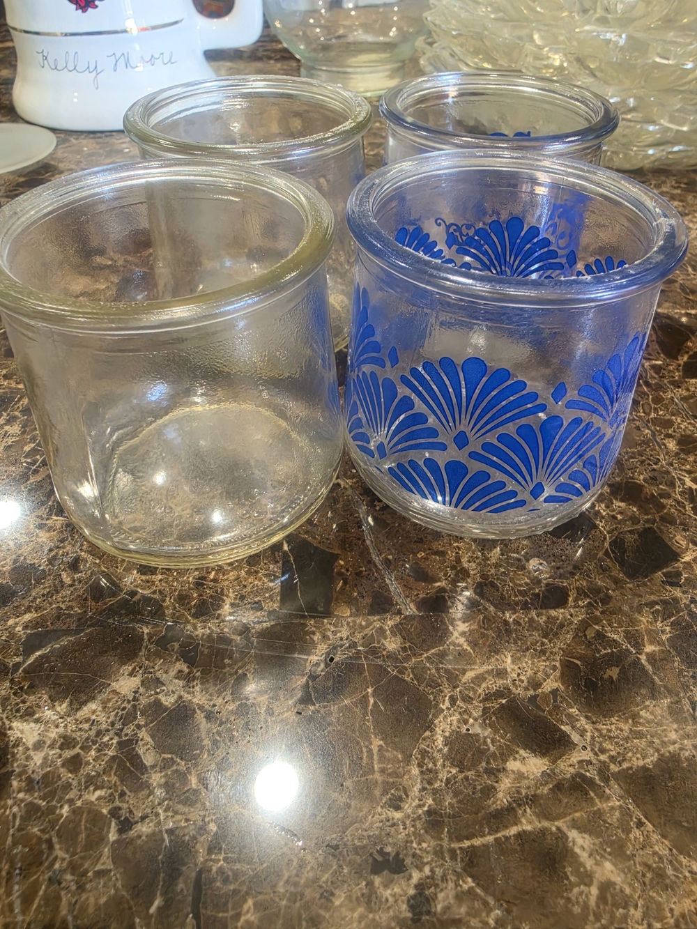 Source Unknown Clear Glass Votive Set with Blue Fan Pattern